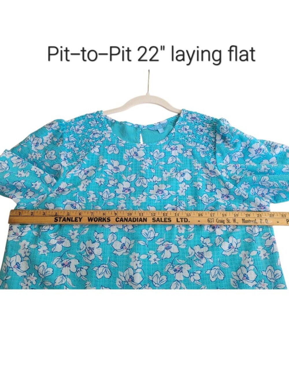 Draper James Aqua Floral Flutter Sleeve Blouse Size L Smocked Crinkle Top Summer - Picture 7 of 11